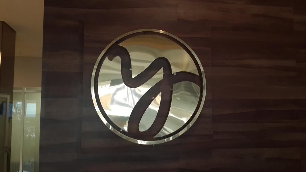 Yokotel Hotel Бандунг Екстериор снимка